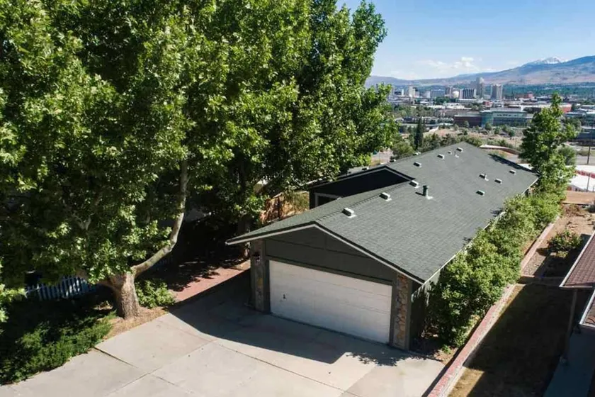 Special|Views|Reno~UNR~Tahoe~Casino~Skyline Escape - Image 1