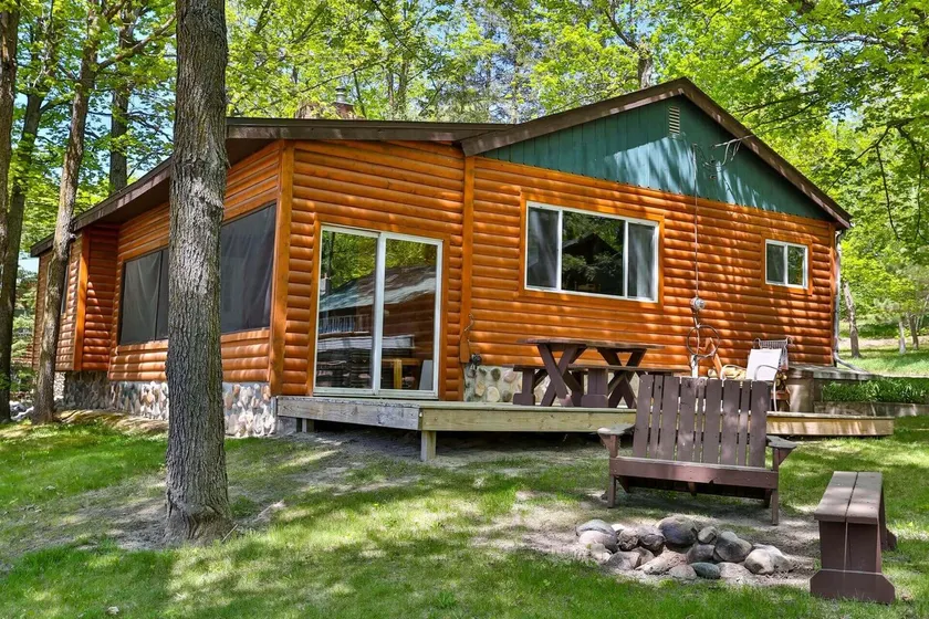 Spacious Bemidji Family Retreat - Image 1