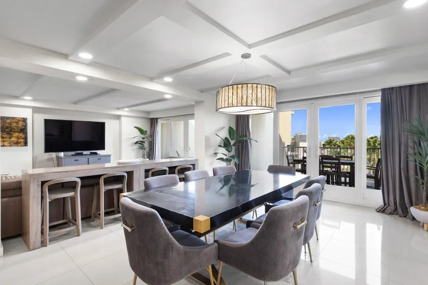 Amazing 4th floor beachfront condo wonderful views - Image 1