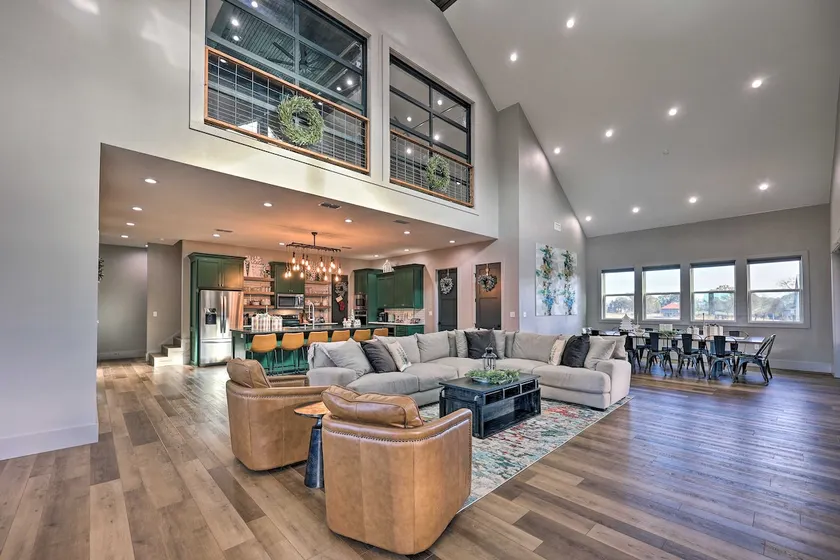 Lavish Riverfront Escape w/ Gas Grill! - Image 1