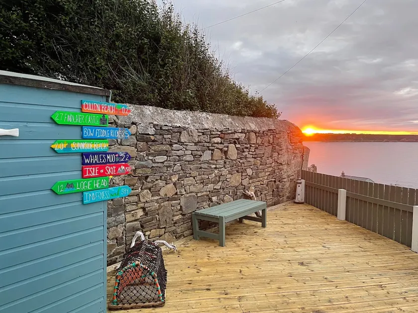 Hill Crest - Clifftop Escape with Sea View - Image 1