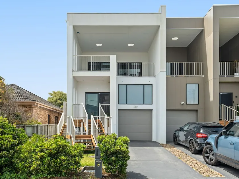 North Entrance Holiday Home - Image 1