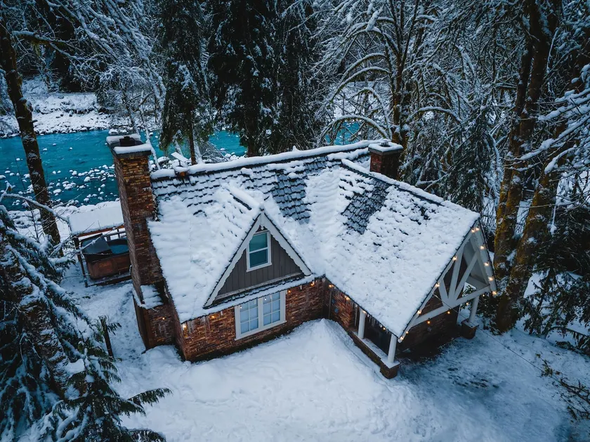 Stilly River Haus - Hot tub - Sauna - Fireplace - Image 1