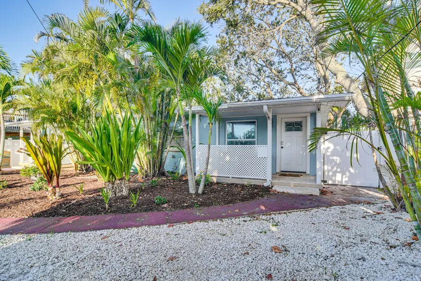 Indian Rocks Retreat - Image 1