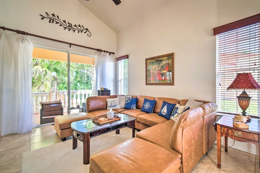 Resort Perks: Family Gem w/ Homosassa River Access - Image 1