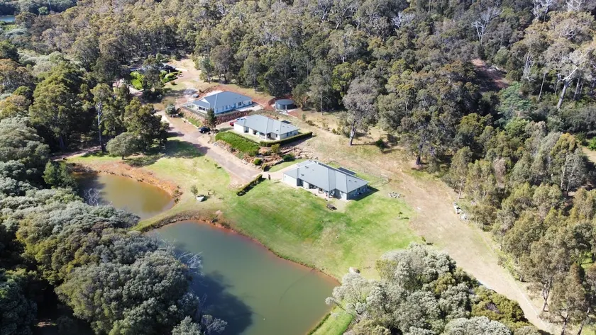Wildgreen Villa Lakeside Hideaway in Winery Estate - Image 1