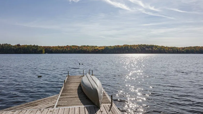 Priscillas Too on Bass Lake - Image 1