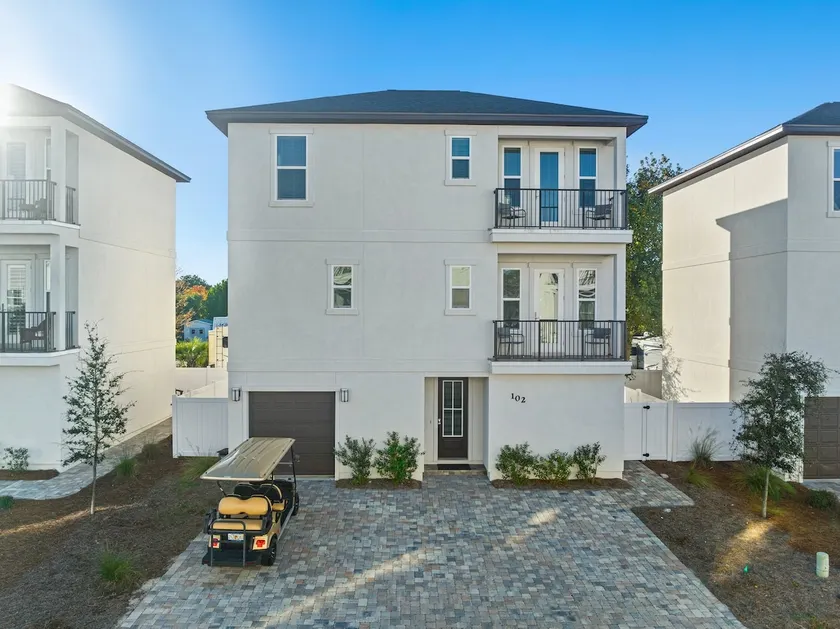 ☀️ Chateau Vitamin Sea | Golf Cart & Dog Friendly* | FREE Parasailing - Image 1