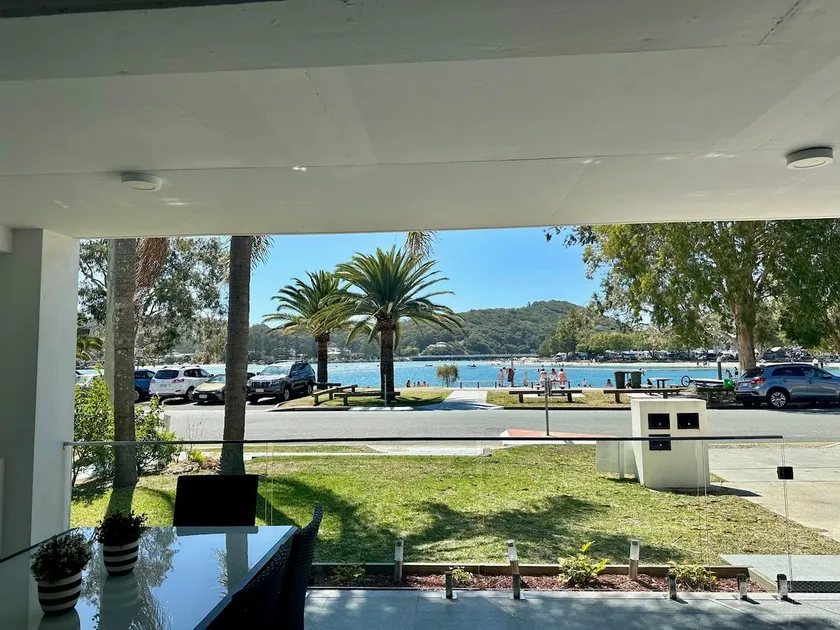 Murlong Cres Tallebudgera Creek - 2Bed Waterfront - Image 1