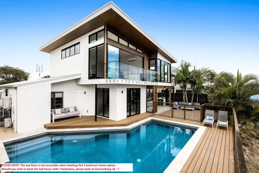 Coorumbong 16 - 5 bedrooms - Image 1