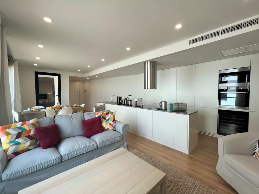 Faro Design 5 by Homing - Image 1