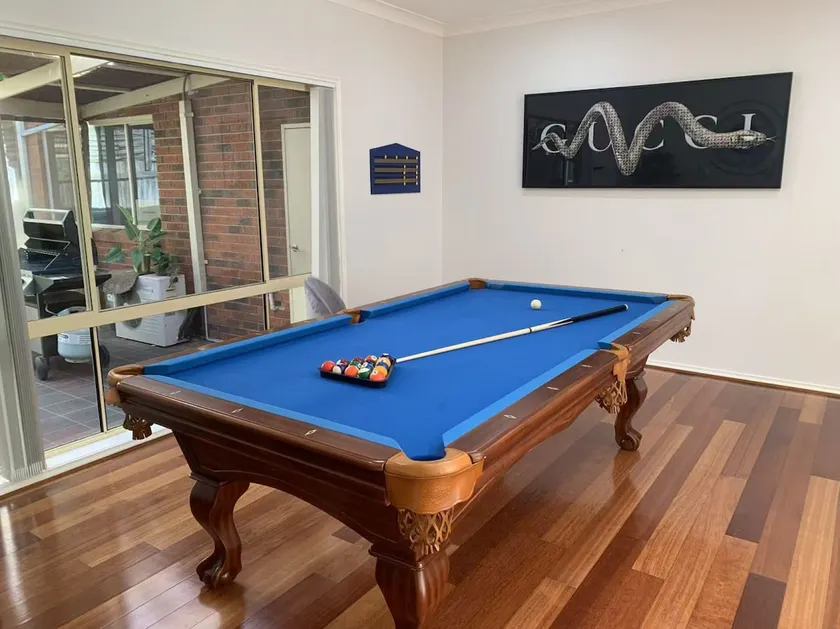 Spacious 5BR House in Hallam near Bunjil Place - Image 1