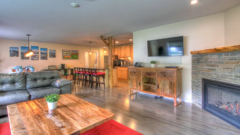 Killington Tree House: 2 Room Modern Condo 432 - Image 1