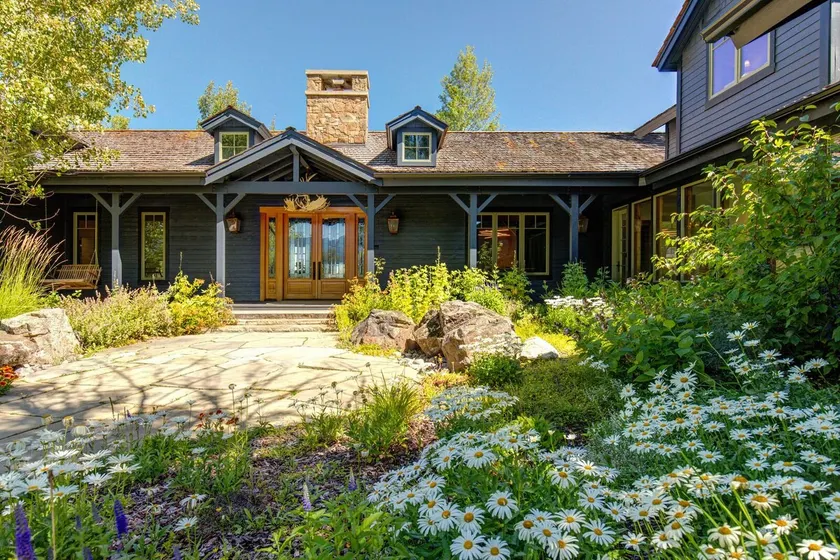 Abode at Open Meadows, luxury estate, sleeps 23 - Image 1