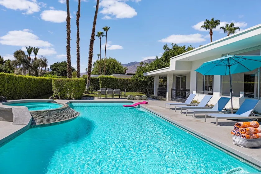 Mod Blue Agave - Stunning S Palm Springs Mid-Centu - Image 1
