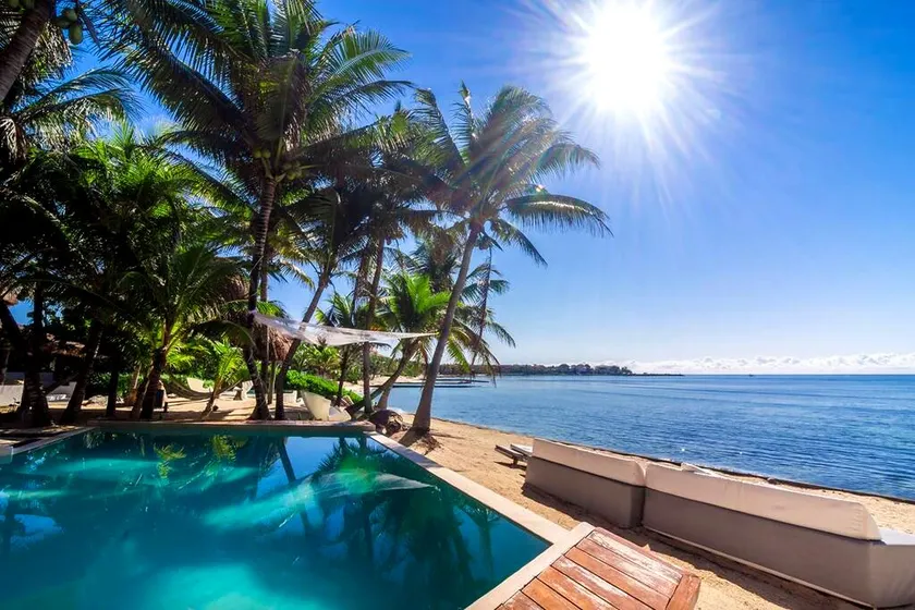 ★ Zacil Na - Fully staffed Private Beach Villa ★ - Image 1