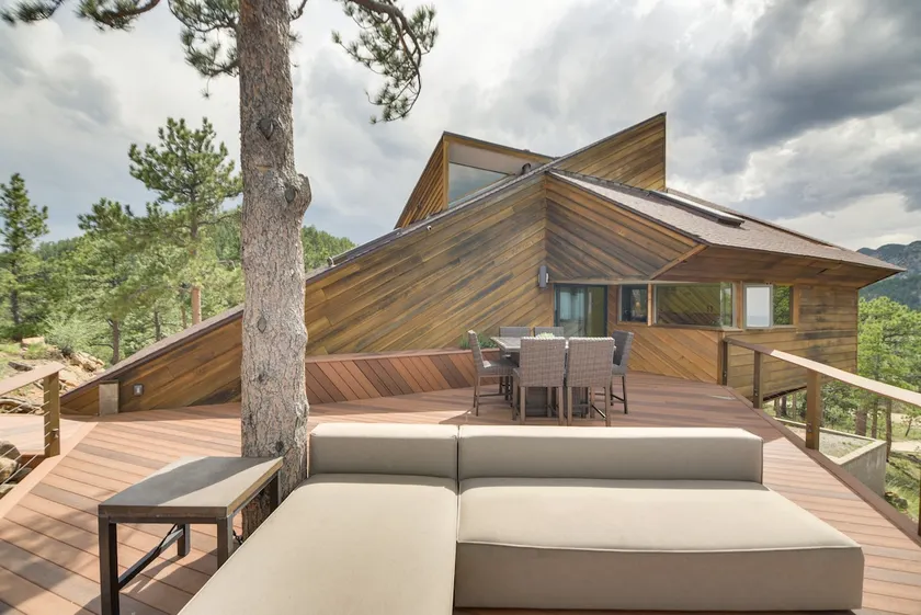 Boulder 'Barrett House' on Mtn Peak w/ Hot Tub - Image 1