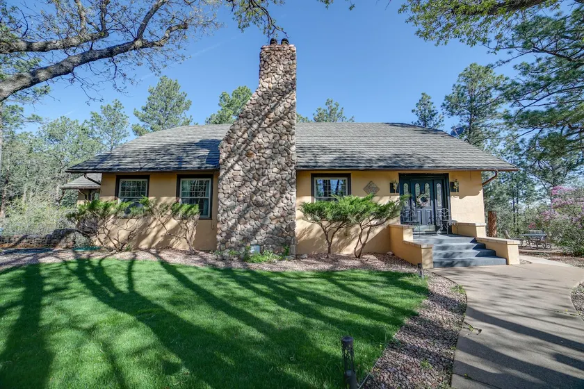 Inviting Colorado Springs House w/ Spacious Deck! - Image 1