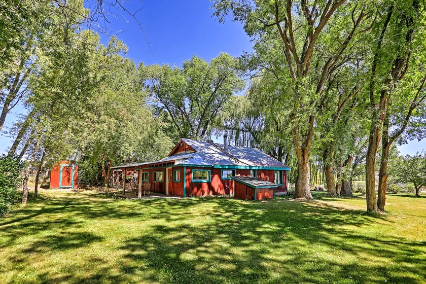 Quiet Durango Farmhouse w/ Beautiful Yard & Gazebo - Image 1