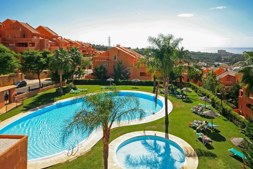 Semesteruthyrning duplexlägenhet Los Lagos Elviria Marbella - Image 1