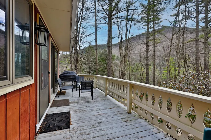 Cozy Vermont House Near Ski Resort, Bridgewater and Woodstock, Private - Image 1