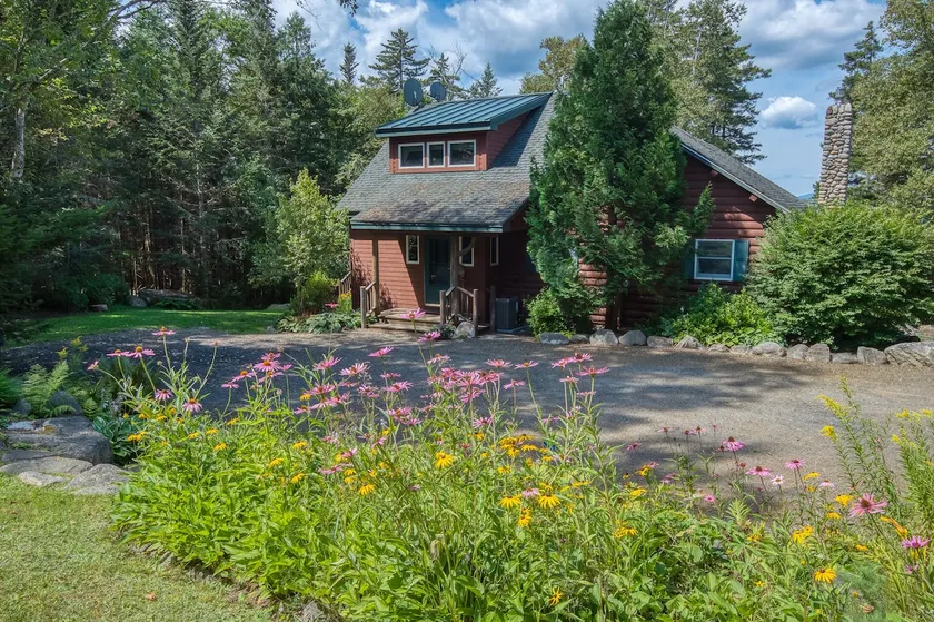 Second Wind - Private vacation home right on Mooselookmeguntic Lake - Image 1