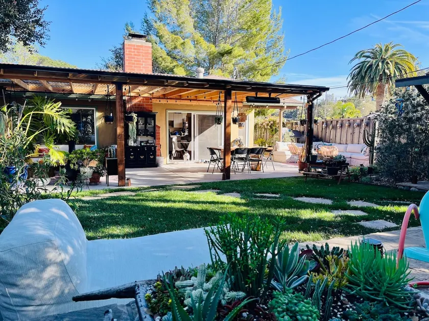 Boho Bungalow Oasis | Spa + Sauna + Cold Plunge! - Image 1