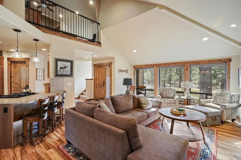 7 Tumalo-Sunriver, Oregon: Hot Tub, BBQ, WiFi, SHARC Aquatics, Tubing Hill, Mt. Bachelor, Golf, Deschutes River, Tennis, Cykelstier - Image 1
