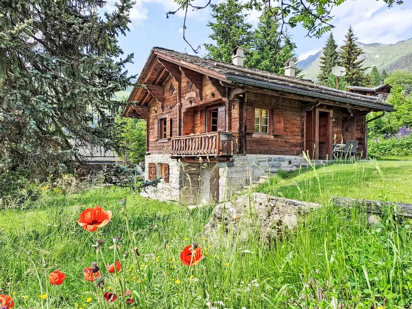 Chalet La tintaz by Interhome - Image 1