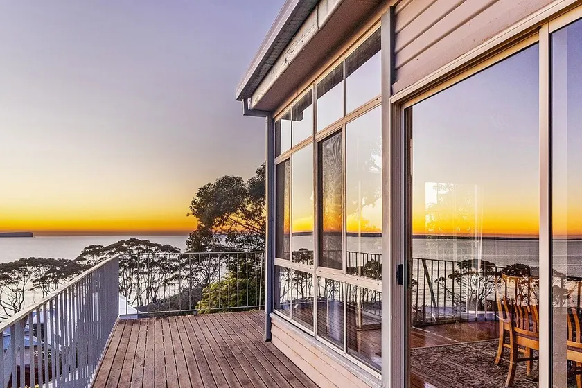 Sea Point at Hyams Beach - Image 1