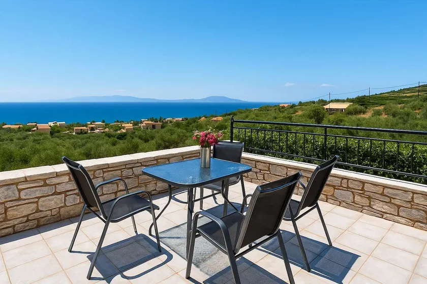 Seaside Serenity - Stylish Seaview Home - Image 1