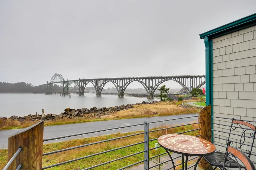 Waterfront Oregon Abode w/ Balcony & Ocean Views! - Image 1