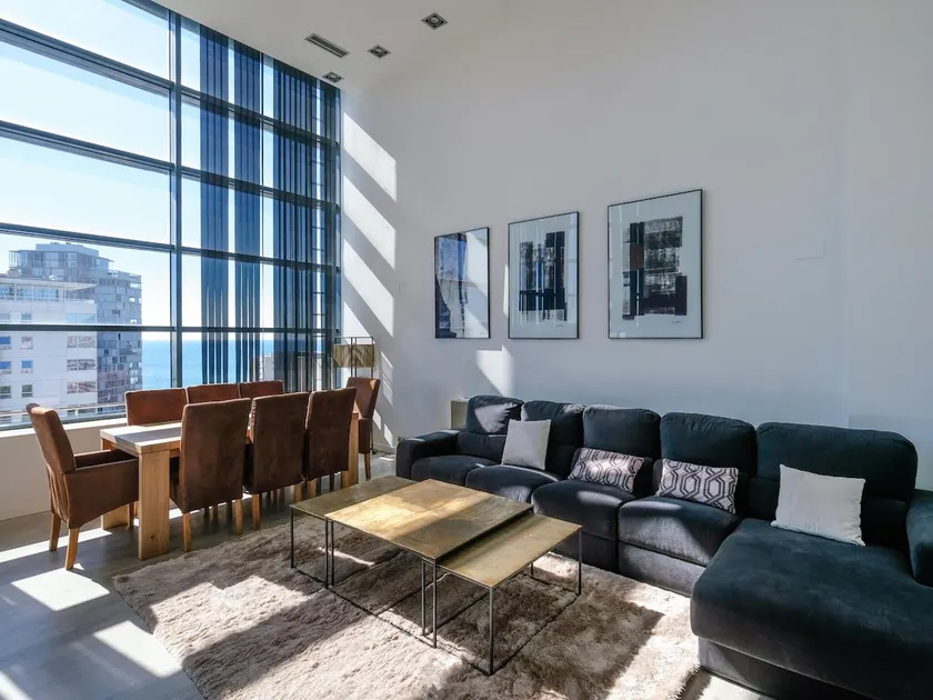 599 Exclusive Beachfront Penthouse w/Pool II - Image 1