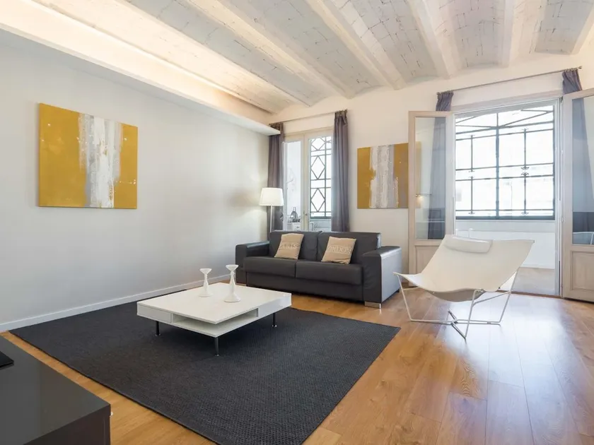 941 Las Ramblas Cozy Flat VII. - Image 1