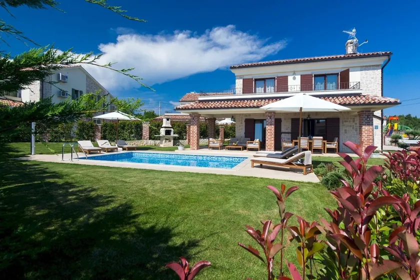 DeLuxe Villa Suza - Image 1