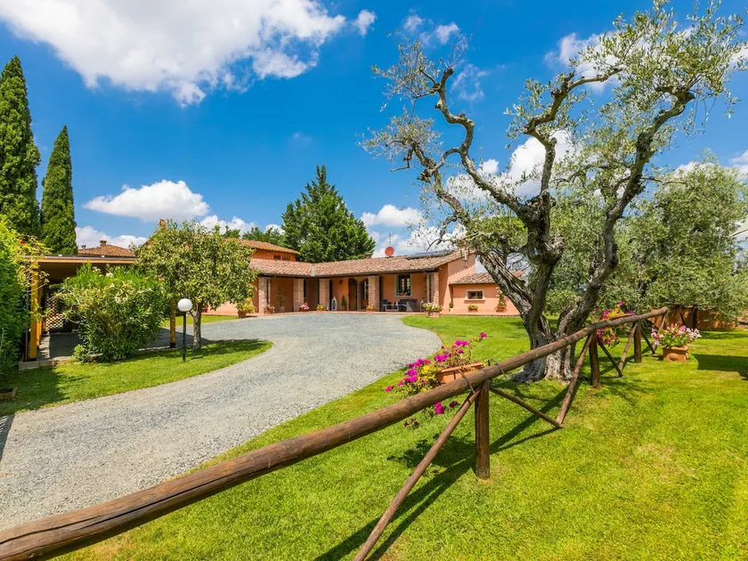 Holiday Home Casale L'Uliveta by Interhome - Image 1