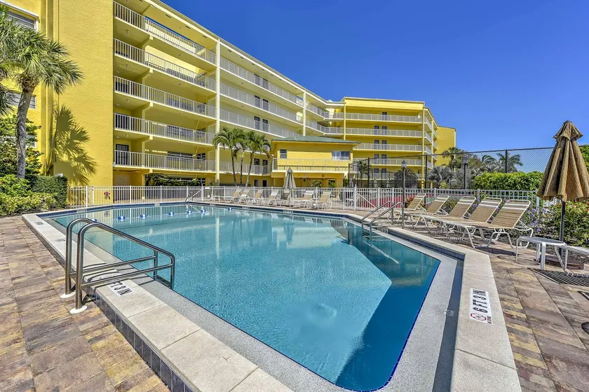 Marco Island Condo w/ Patio: Steps to Beach Access - Image 1