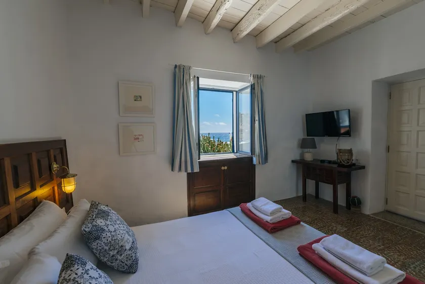 Grandparents, Sea Views - Caleton del Golfo Rural House - Image 1