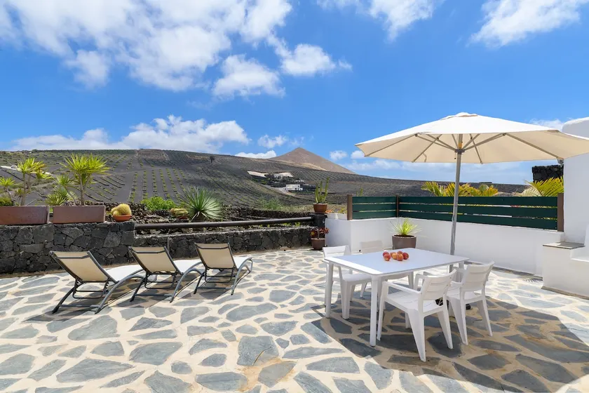 Casa Amaia II, rural escape within wineries Lanzarote - Image 1