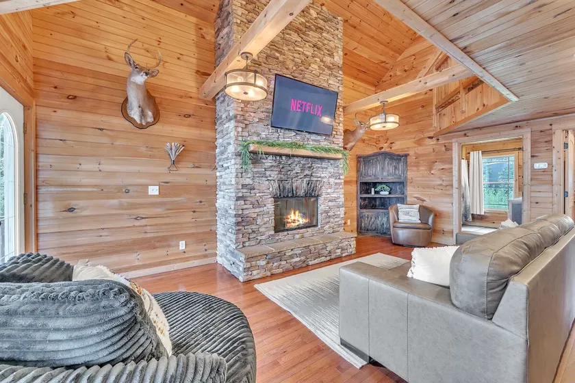 INDENDØRS POOL!  Himmelsk udsigt! HOT TUB, FIREPLACE, FIRE PIT!  Chatt. TN 21 miles - Image 1