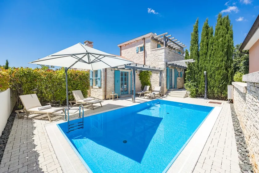 Stone villa zorritta with a pool and a beautiful g - Image 1