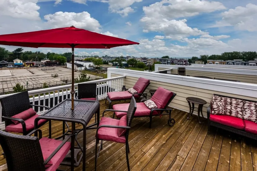 (3 Nt Min!) New Buffalo Condo With Association - Image 1