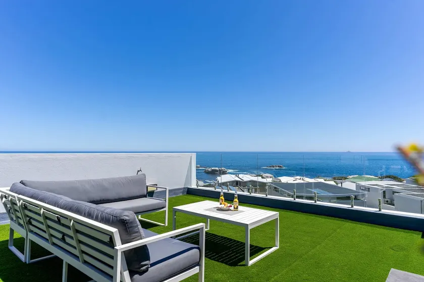 Rocha Villa - Camps Bay - Image 1