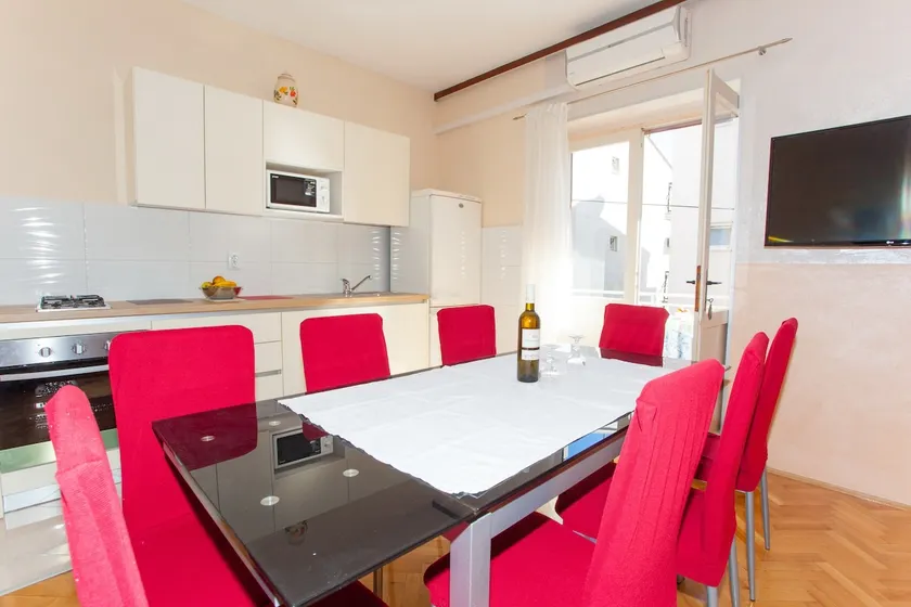 Apartamento-estudio con un balcon Makarska (AS-12211-a) - Image 1