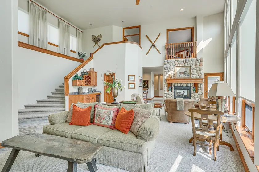 Expansive Edwards Condo on Main Street w/ Views! - Image 1