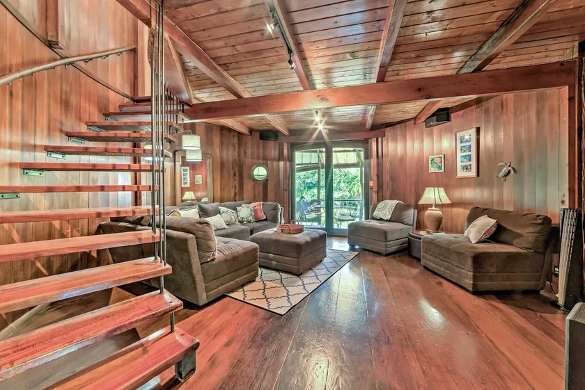 Afsondret Keaau House m / Hot Tub & Wraparound Porch! - Image 1