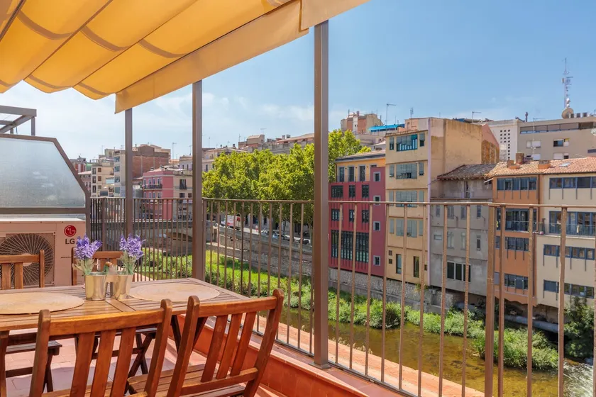 Flateli Rambla 5 4-1 - Image 1