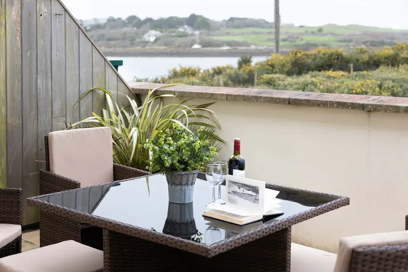 Karndu retreat Hayle overlooking the RSPB - Image 1