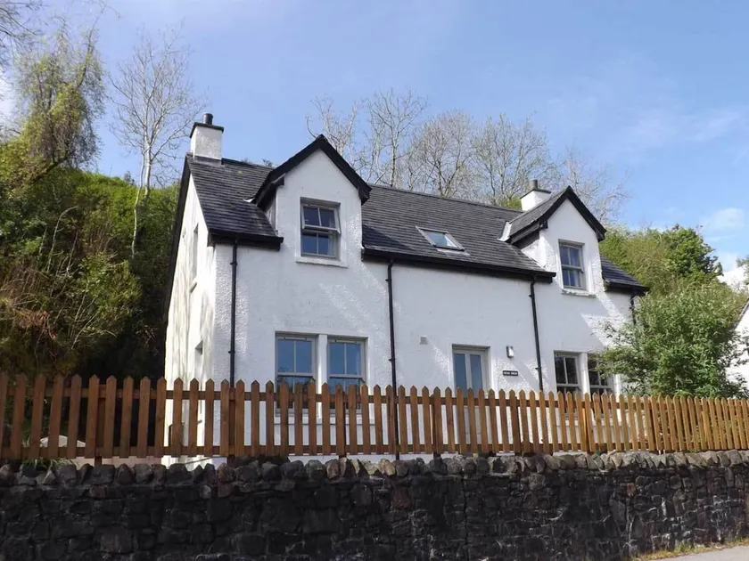 Staffin Road by Interhome - Image 1