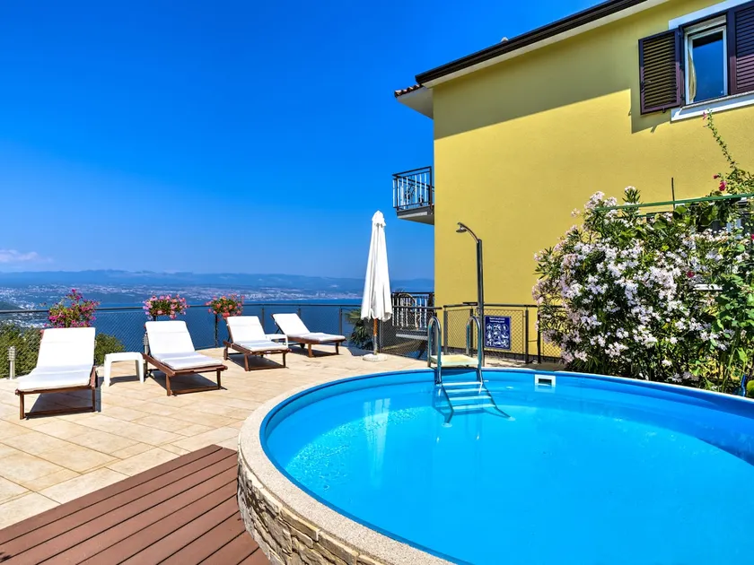 Apartment Laurus by Interhome - Image 1